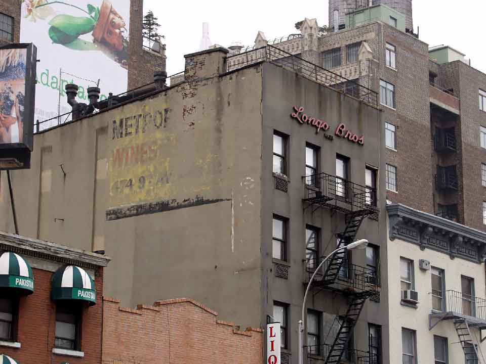 Metropolitan Wines / Longo Bros.